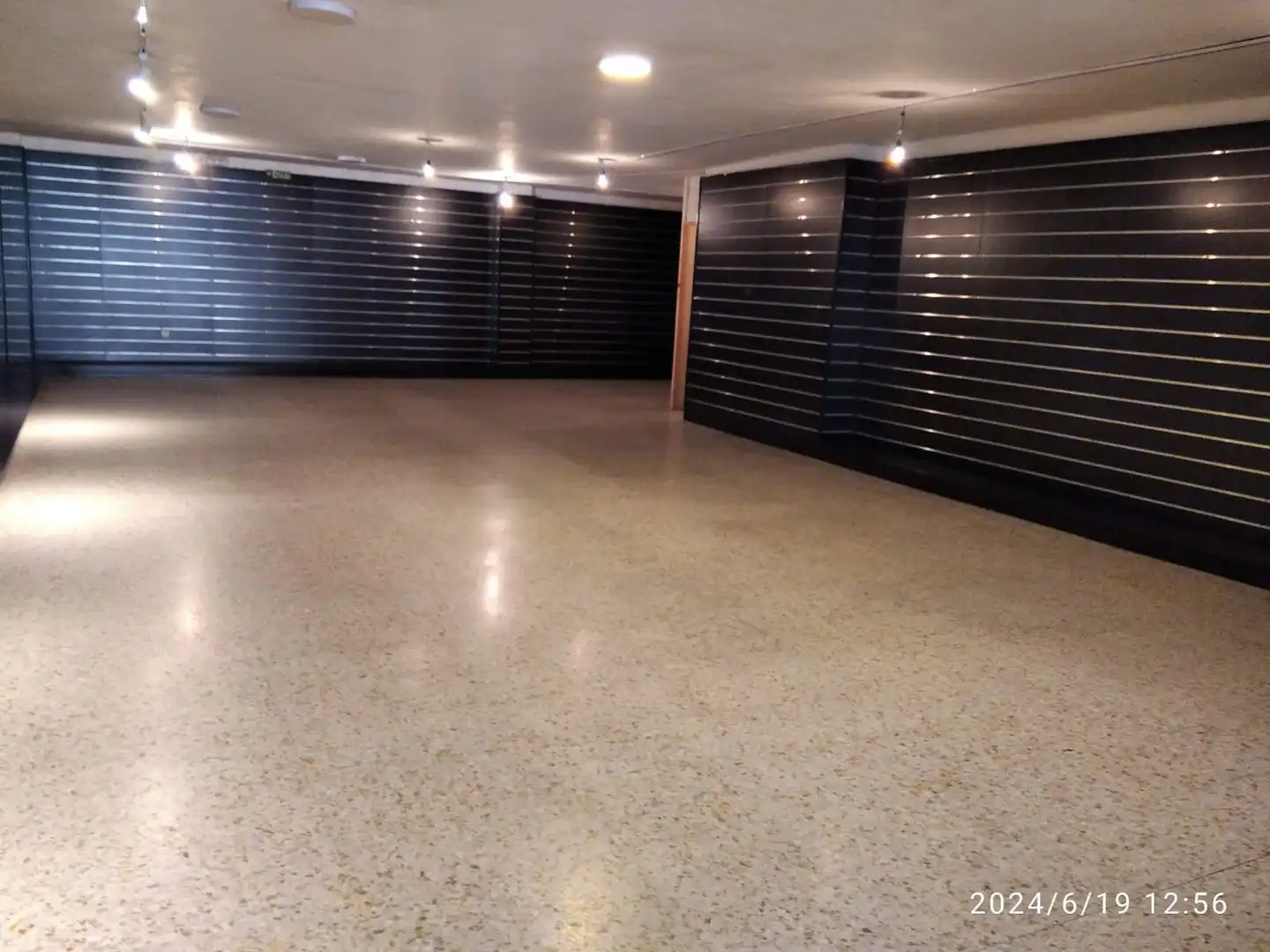 Business premises to rent in El Carbayedo - El Quirinal, imagen 2