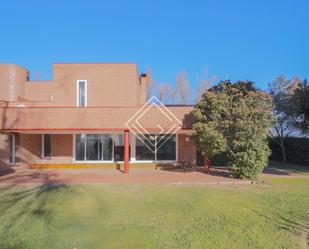 Exterior view of House or chalet to rent in Pozuelo de Alarcón  with Air Conditioner, Heating and Parquet flooring