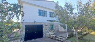 Casa-chalet en Venta en ALTO DE SANTA ANA en Valdemorillo pueblo