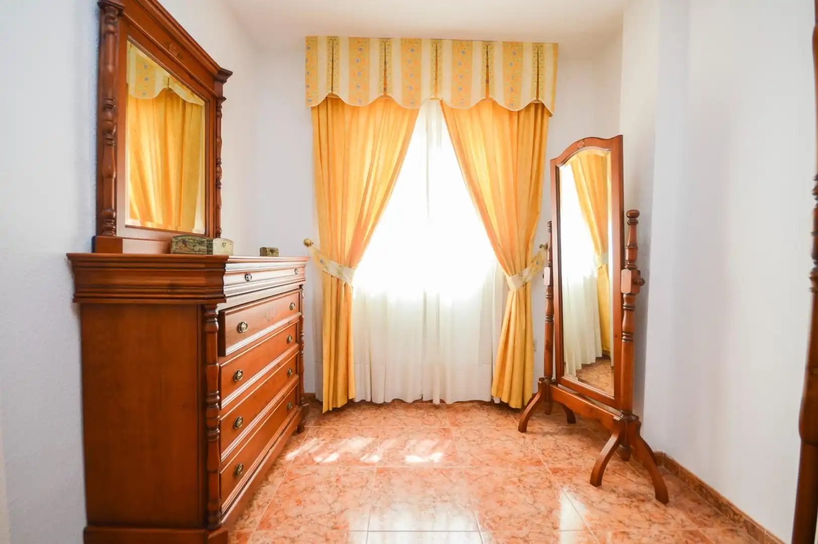 Habitación de Casa o chalet en venta en Huércal de Almería con Aire acondicionado, Calefacción y Terraza
