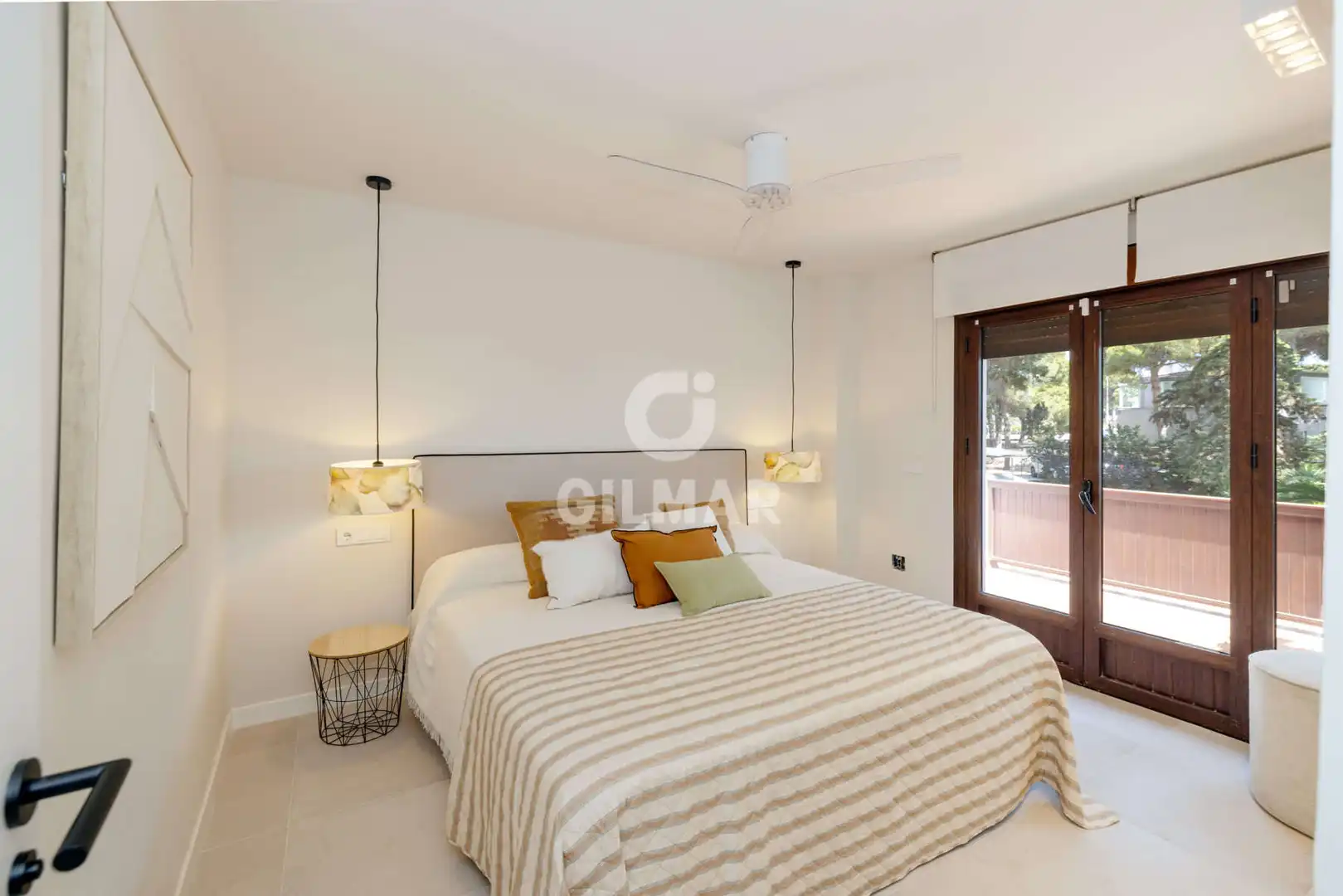 Dormitori de Casa adosada en venda en Estepona amb Piscina