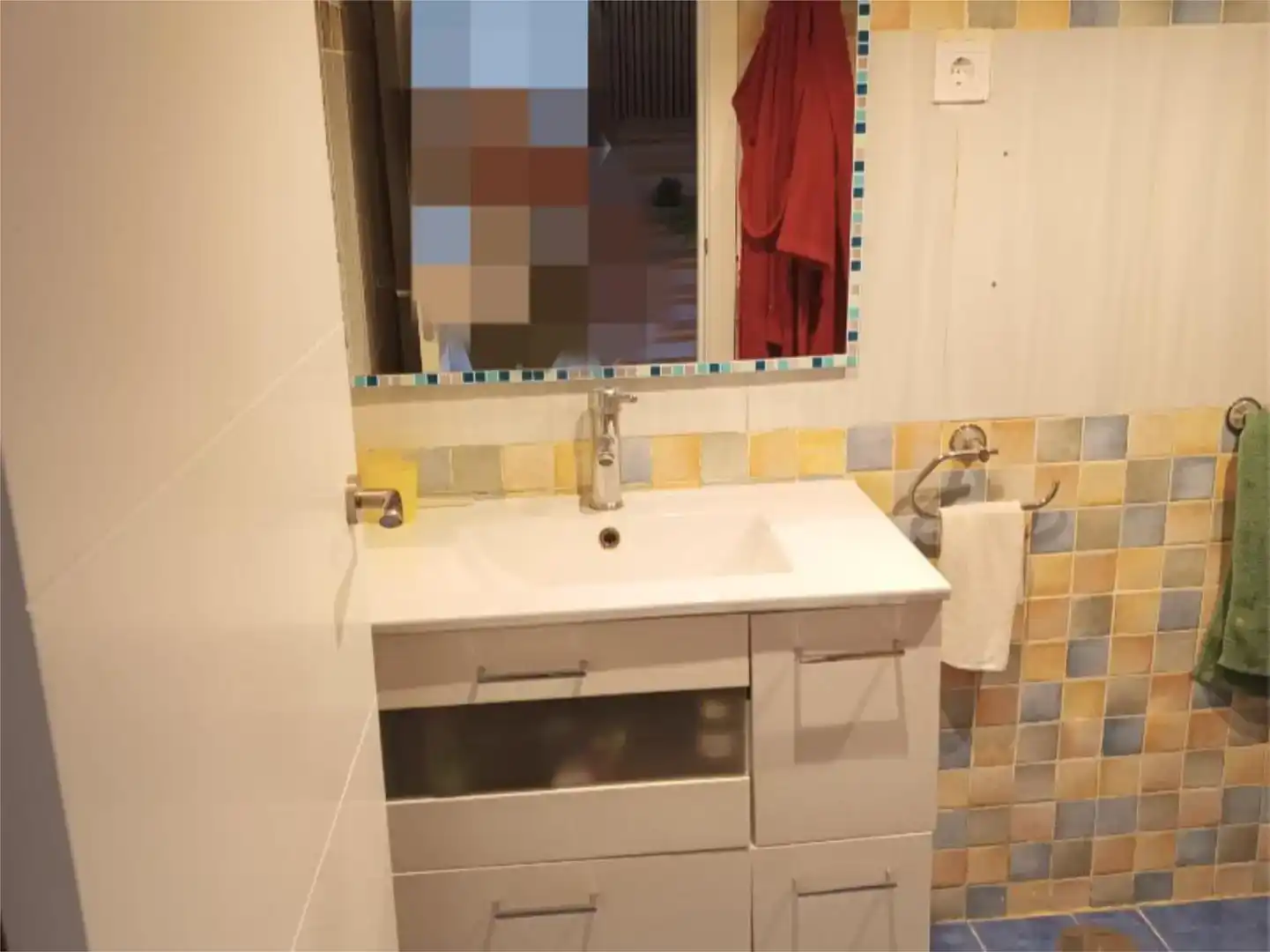 Bany de Casa adosada en venda en Abia de las Torres amb Parquet i Moblat