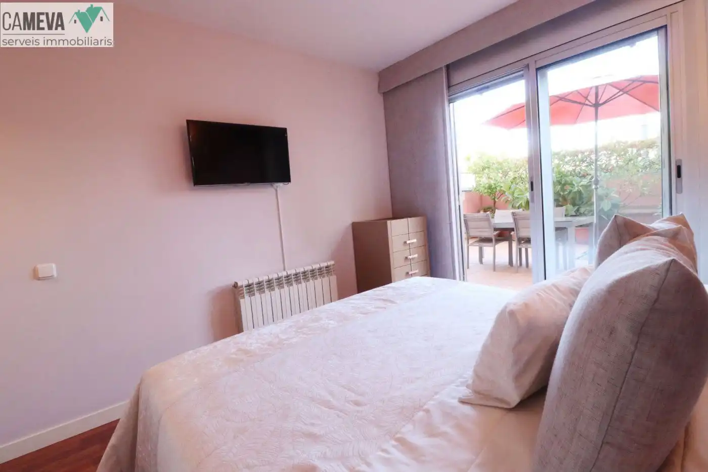 Schlafzimmer von Wohnung zum Verkauf in Barberà del Vallès mit Klimaanlage, Heizung und Privatgarten