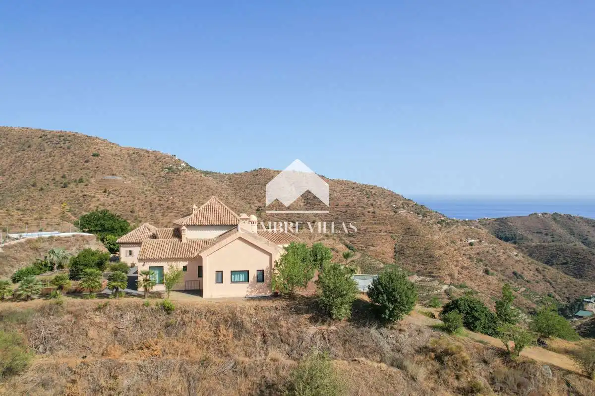 Casa rústica amb jardí en venda a Ítrabo, imagen 8