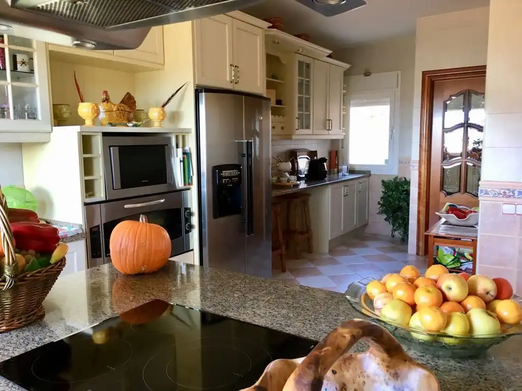 Cuina de Casa o xalet en venda en Venturada amb Aire condicionat, Calefacció i Jardí privat