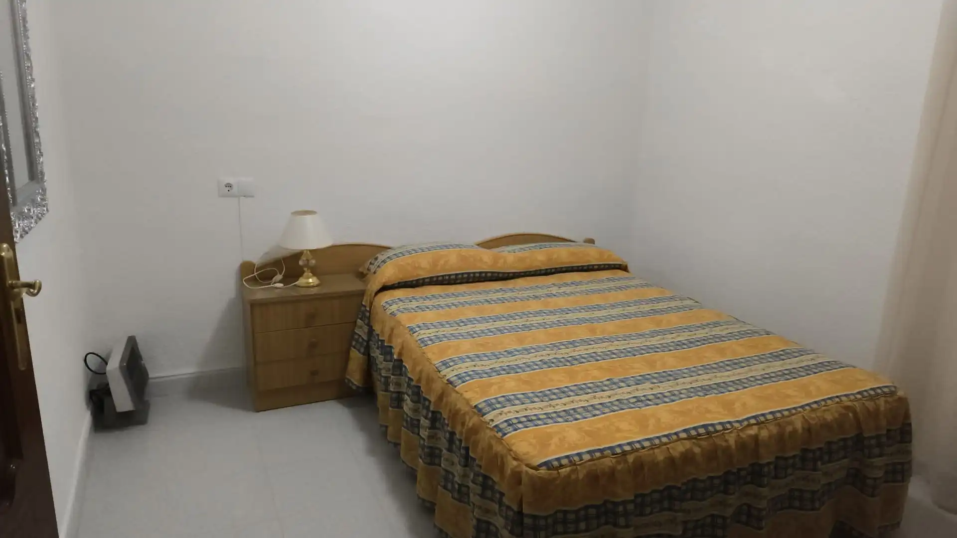Habitación de Piso para compartir en Córdoba con Aire acondicionado, Terraza y Amueblado