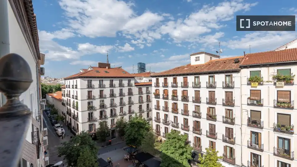 Exterior view of Flat for rent in Madrid  with Air Conditioner, Heating and Furnished