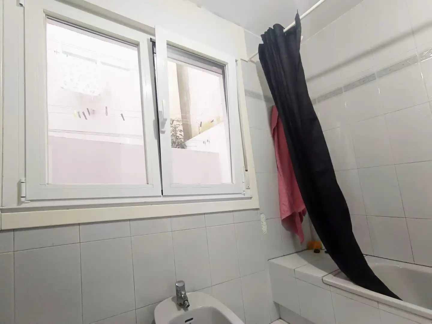 Baño de Piso en venta en Poio con Amueblado