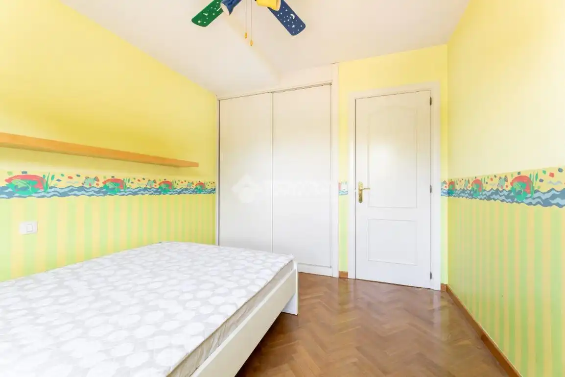 Bedroom of Detached homes for sale in Majadahonda  with Heating and Terrace