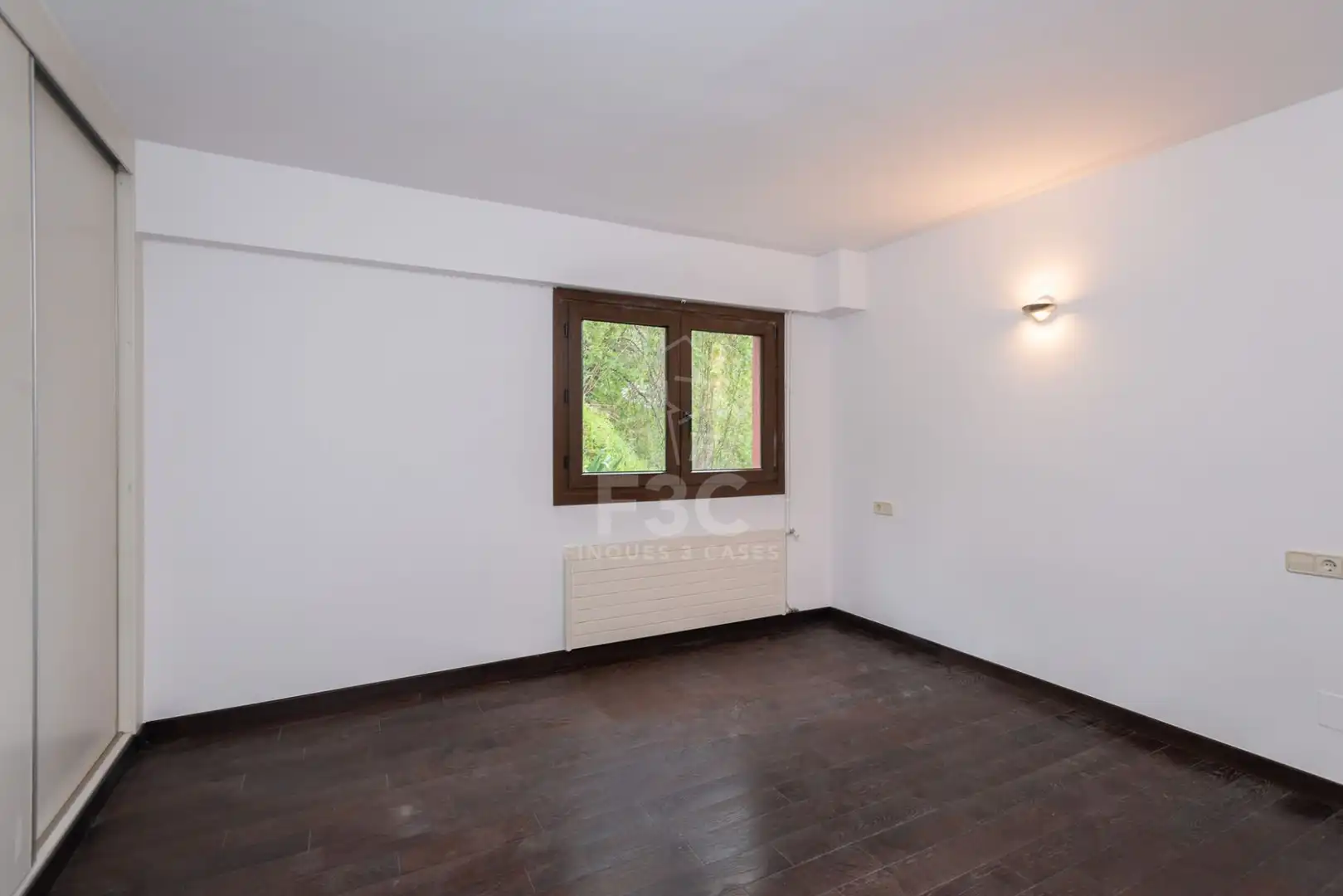Casa adosada en venta en Les Escaldes
