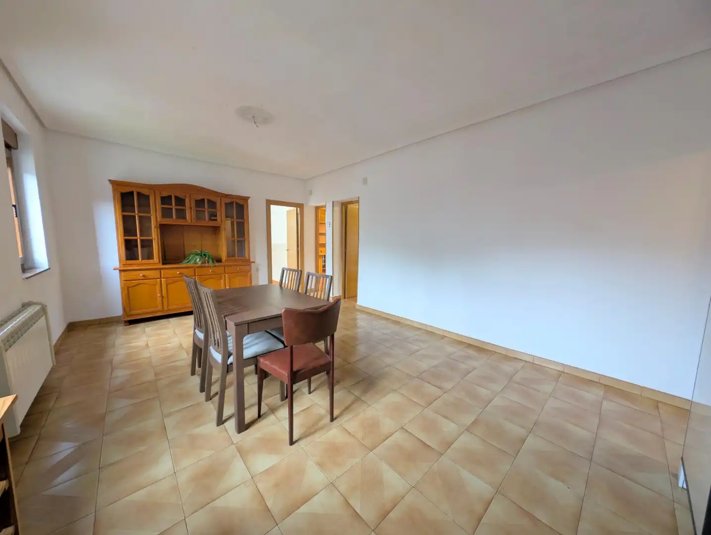 Comedor de Piso en venta en San Martín del Rey Aurelio con Calefacción, Trastero y Balcón