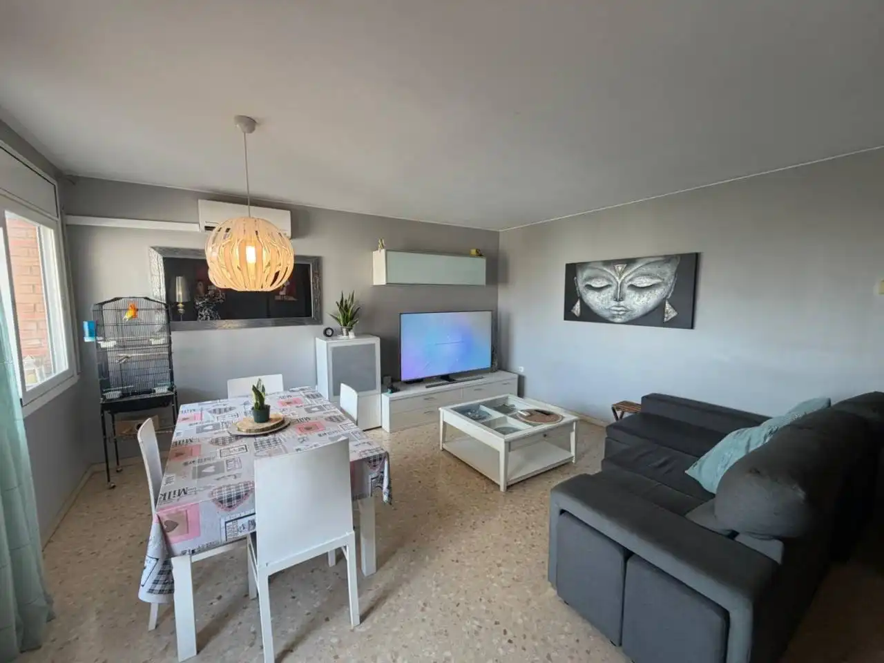 Living room of Flat for sale in Terrassa  with Air Conditioner, Heating and Balcony