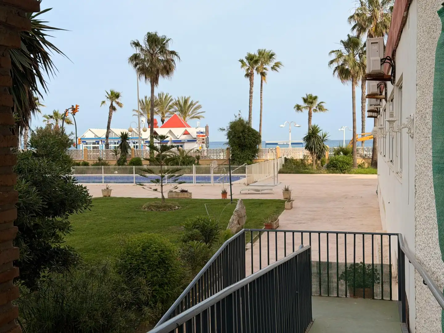 Habitatge amb piscina en venda a Avenida MANUEL MENA PALMA, imagen 3