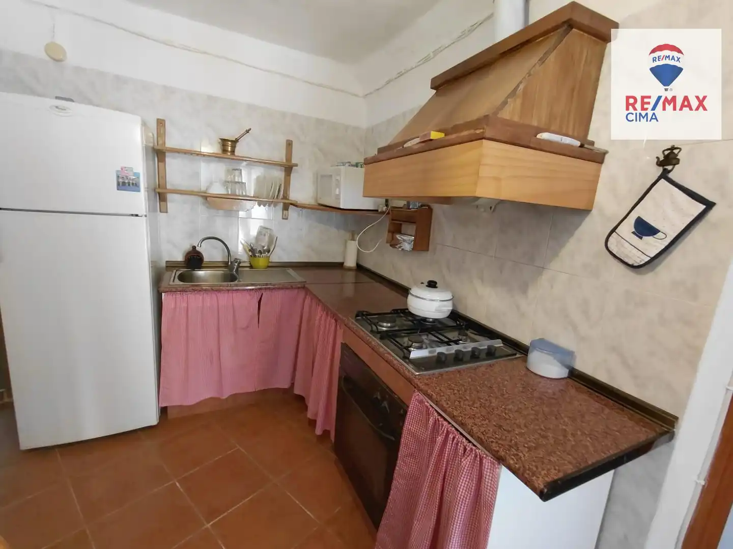 Cocina de Finca rústica en venta en Benamaurel