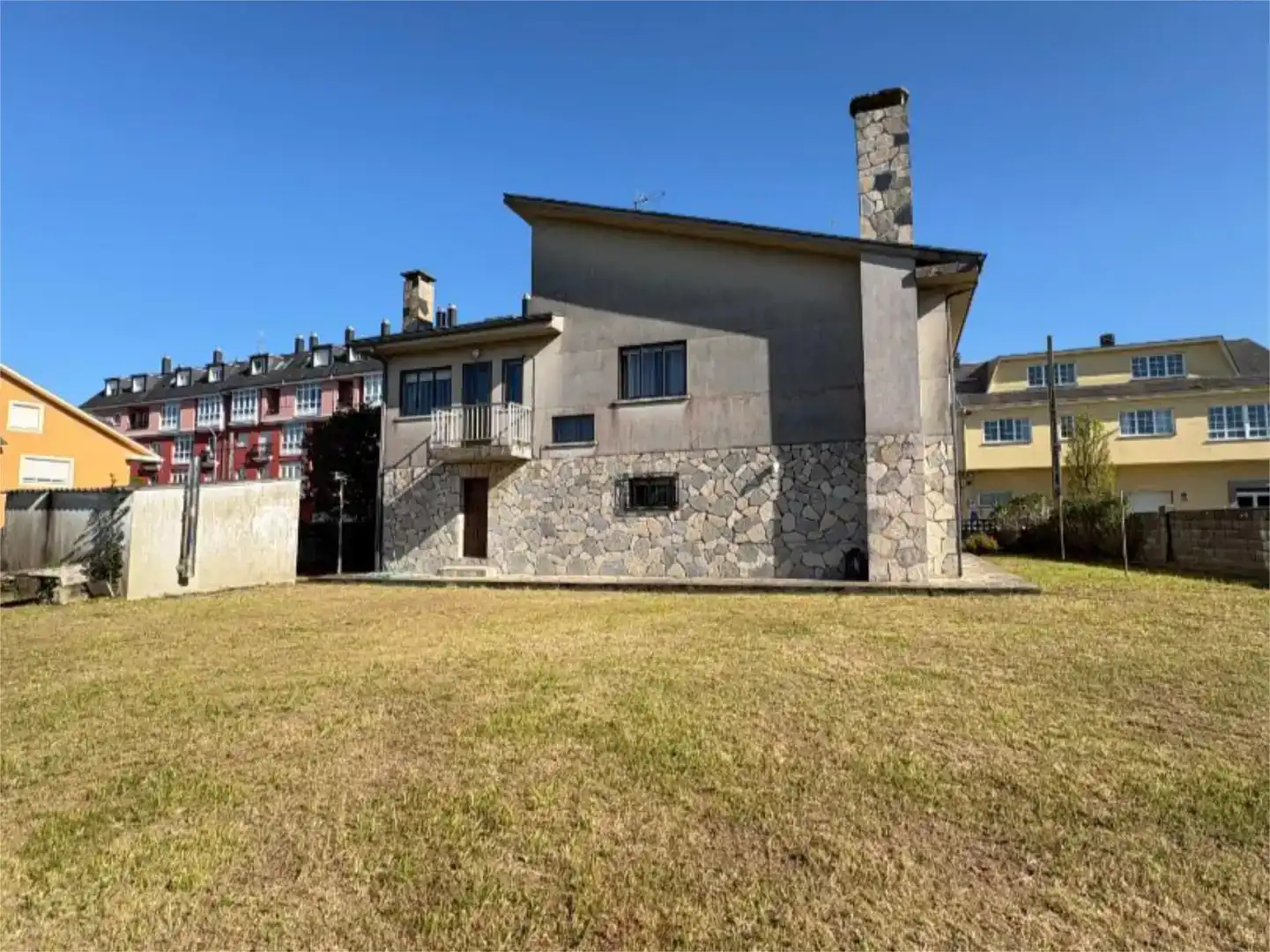 Vista exterior de Piso en venta en Ribadeo con Jardín privado, Parquet y Trastero