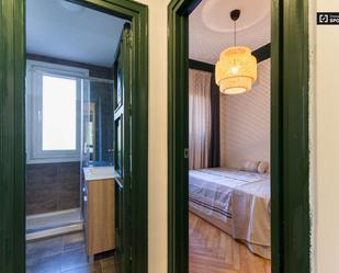 Bedroom of Flat to share in  Madrid Capital  with Air Conditioner and Terrace