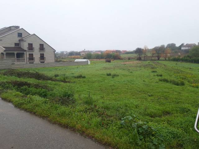 Terreno residencial en Venta en Rua Tombelo en Noalla