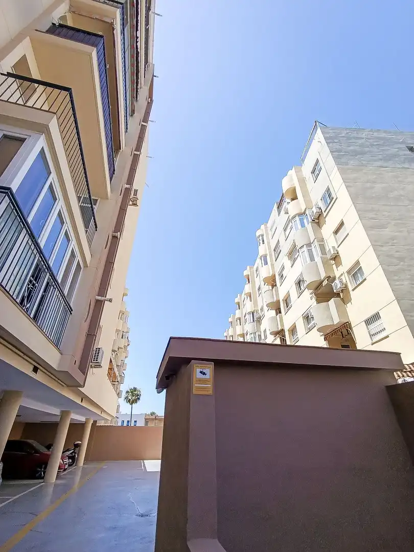 Außenansicht von Wohnung zum Verkauf in Málaga mit Klimaanlage, Terrasse und Abstellraum