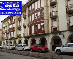 Vista exterior de Local de lloguer en Santa María de Cayón