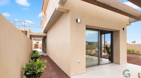 Foto 3 de Casa adosada en venda a Calle Vial Numero, Guargacho, Santa Cruz de Tenerife