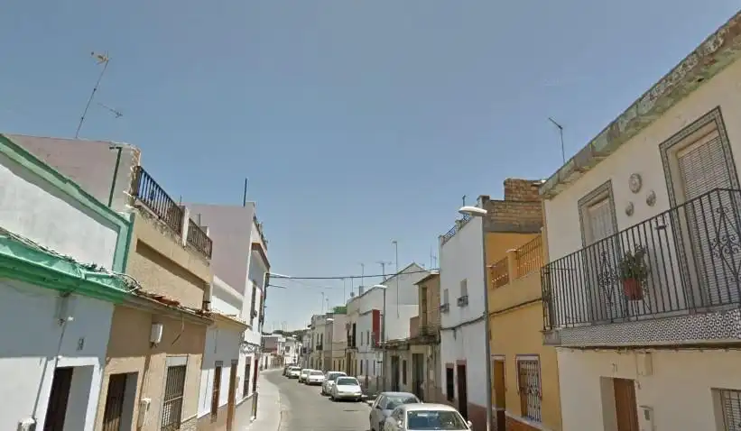 Casa adosada en venda a Coria del Río