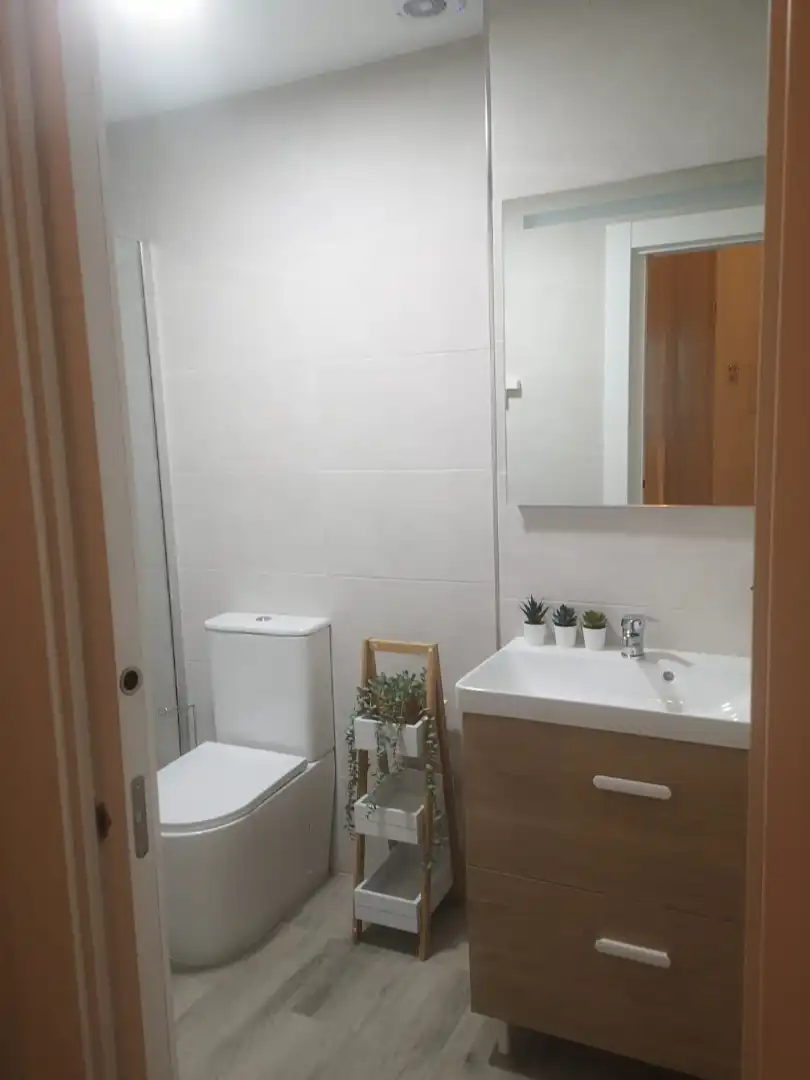 Badezimmer von Geschaftsraum zum Verkauf in Málaga mit Klimaanlage, Heizung und Möbliert