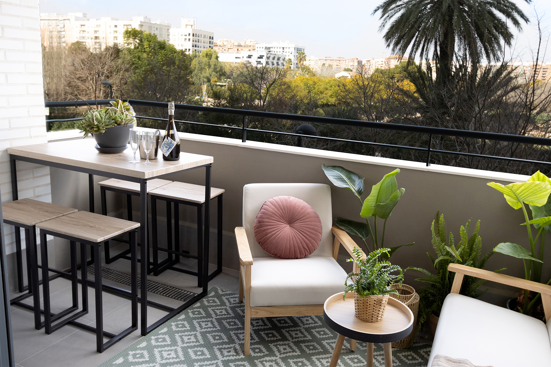 Terraza de Piso en venta en  Valencia Capital con Aire acondicionado, Calefacción y Terraza