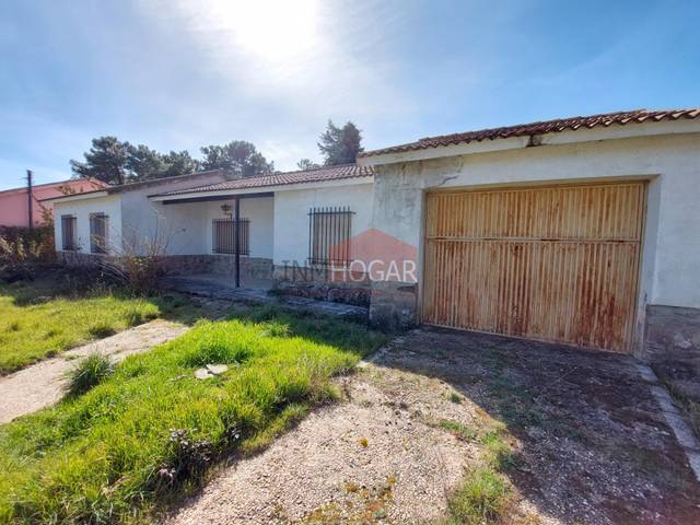 Casa-chalet en Venta en Sanchidrián