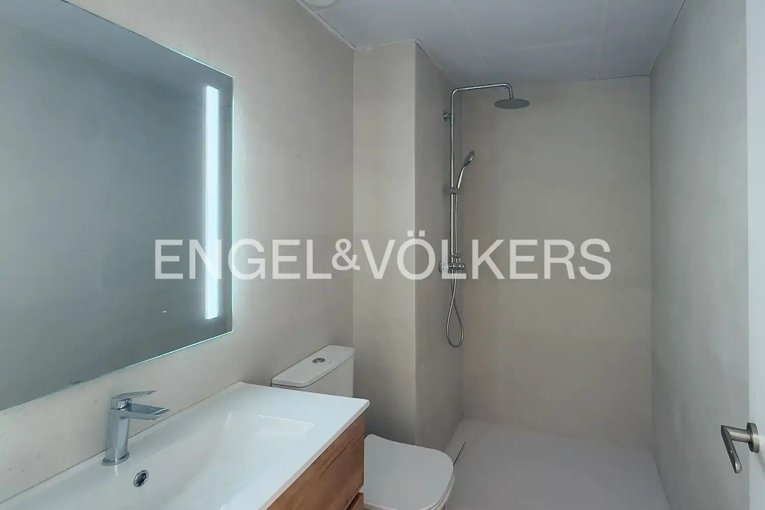 Baño de Piso de alquiler en Alginet con Calefacción, Terraza y Trastero