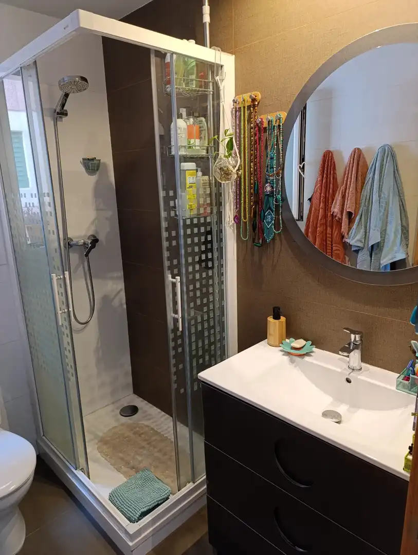 Bany de Apartament en venda en Madrid