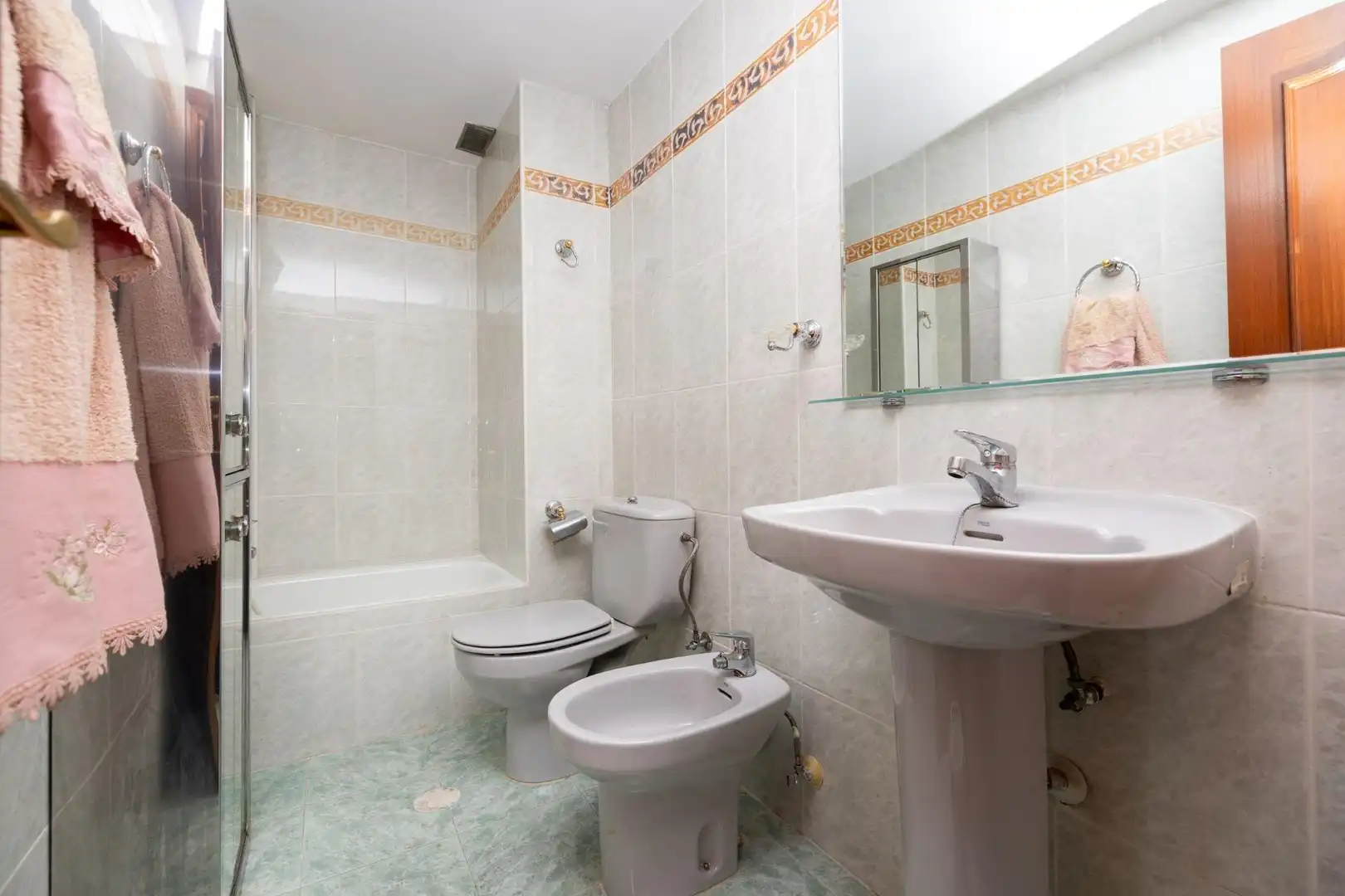 Baño de Piso en venta en Granada con Balcón