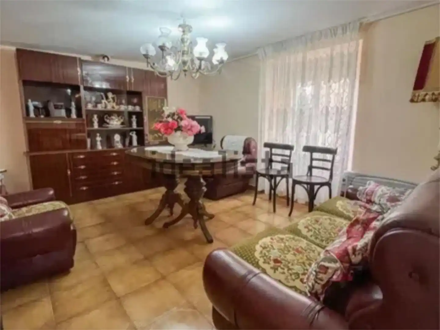 Sala d'estar de Casa adosada en venda en Encinas de Esgueva