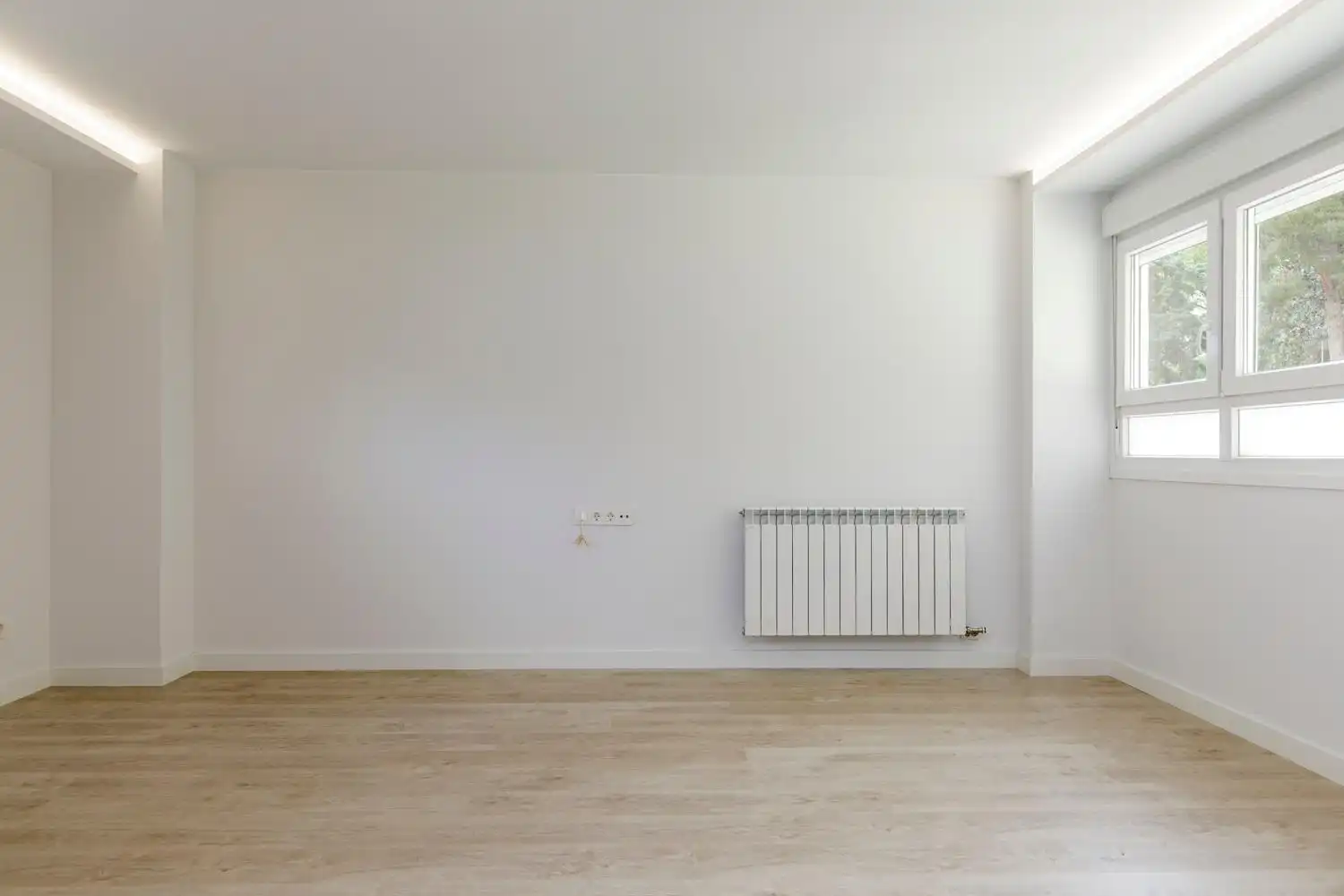 Flat for sale in Zaragoza  with Heating
