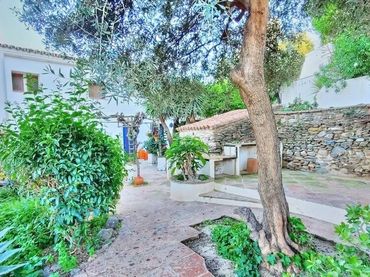 Maison rustique avec jardin à vendre à Macharaviaya