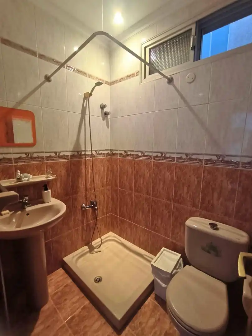 Bany de Casa o xalet en venda en Telde amb Aire condicionat, Terrassa i Balcó