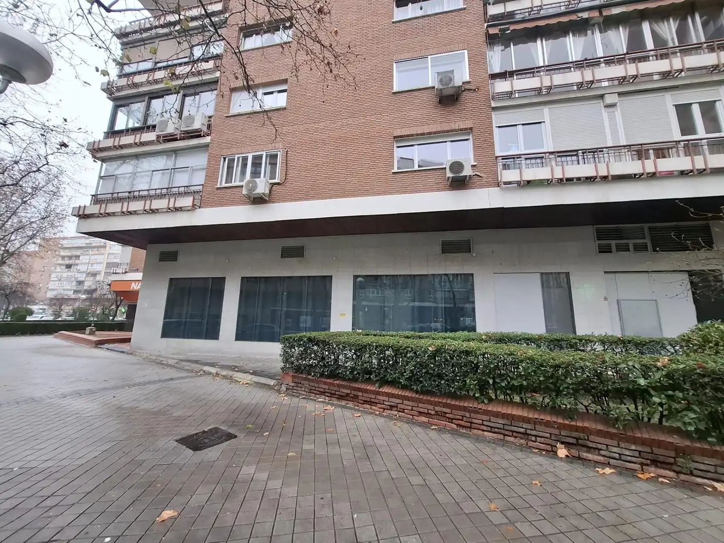 Gewerbefläche zum Verkauf in Calle Mauricio Legendre. 4-5