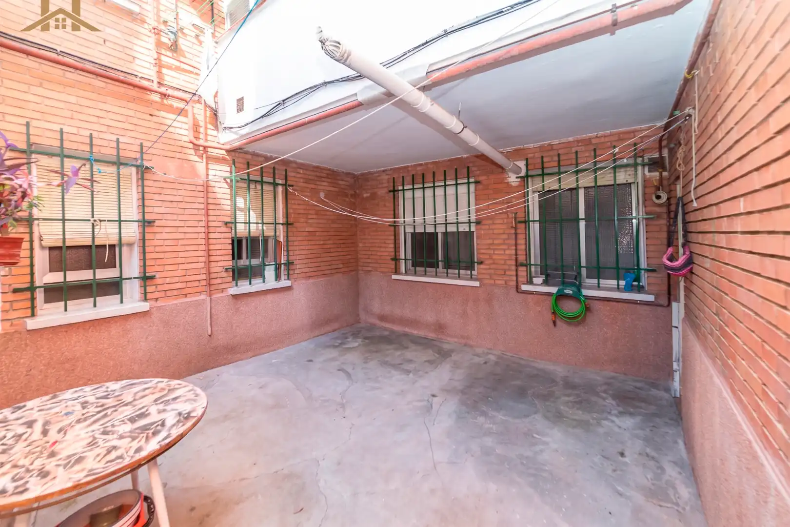 Terrasse von Erdgeschoss zum Verkauf in Leganés mit Klimaanlage und Heizung