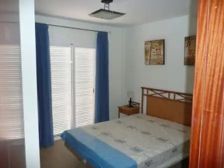 Habitación de Casa adosada en venta en Granadilla de Abona con Horno y Internet