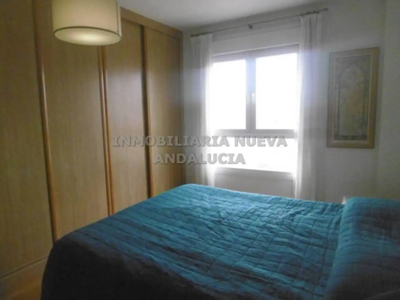 Habitación de Piso de alquiler en Almería con Aire acondicionado, Terraza y Amueblado