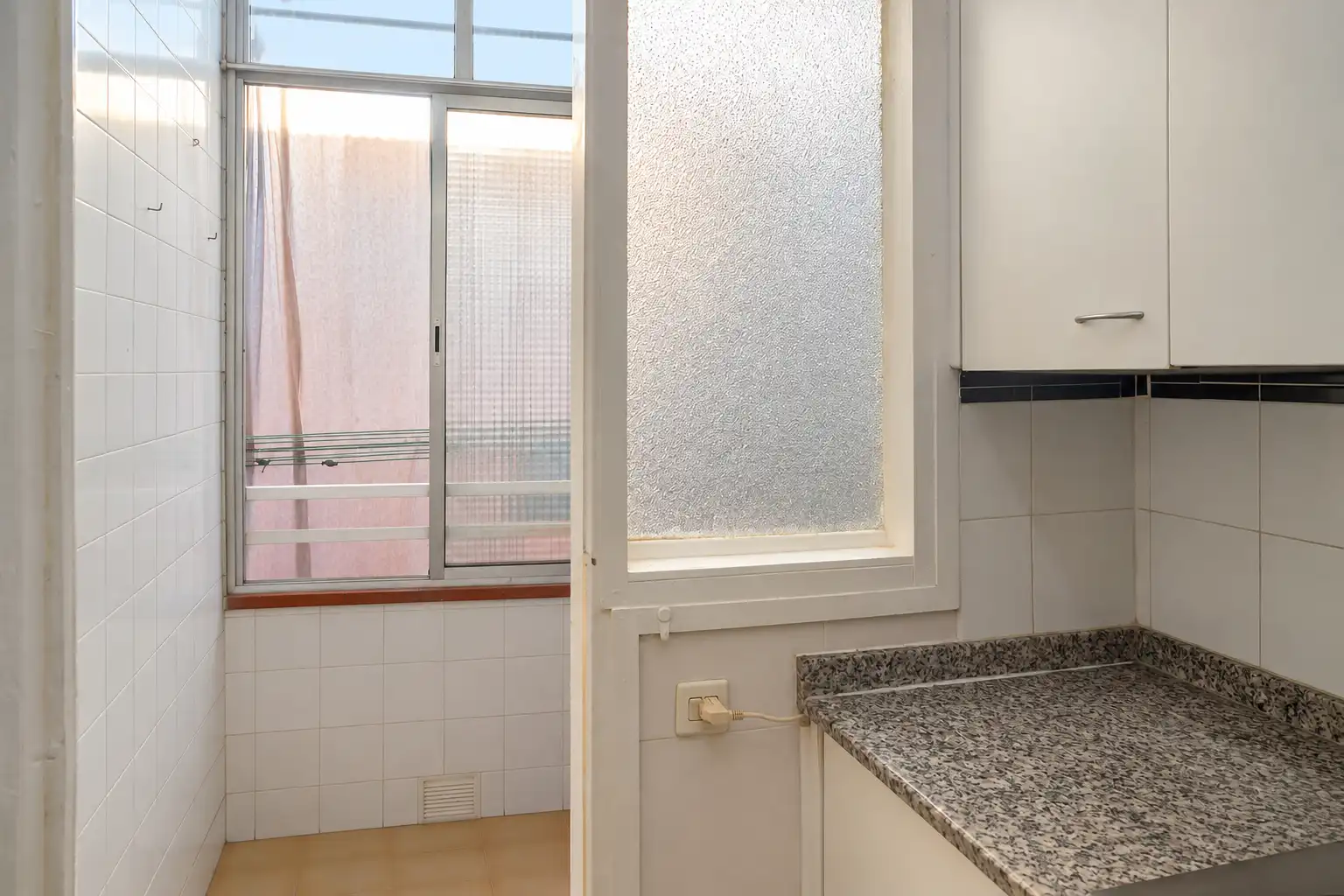 Piso con terraza en venta en Carrer de la Mare de Déu de Port 347, imagen 28