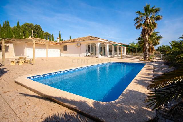 Casa-chalet en Venta en Calle Drago, 1, Alicante, Spain, -1 en Moralet
