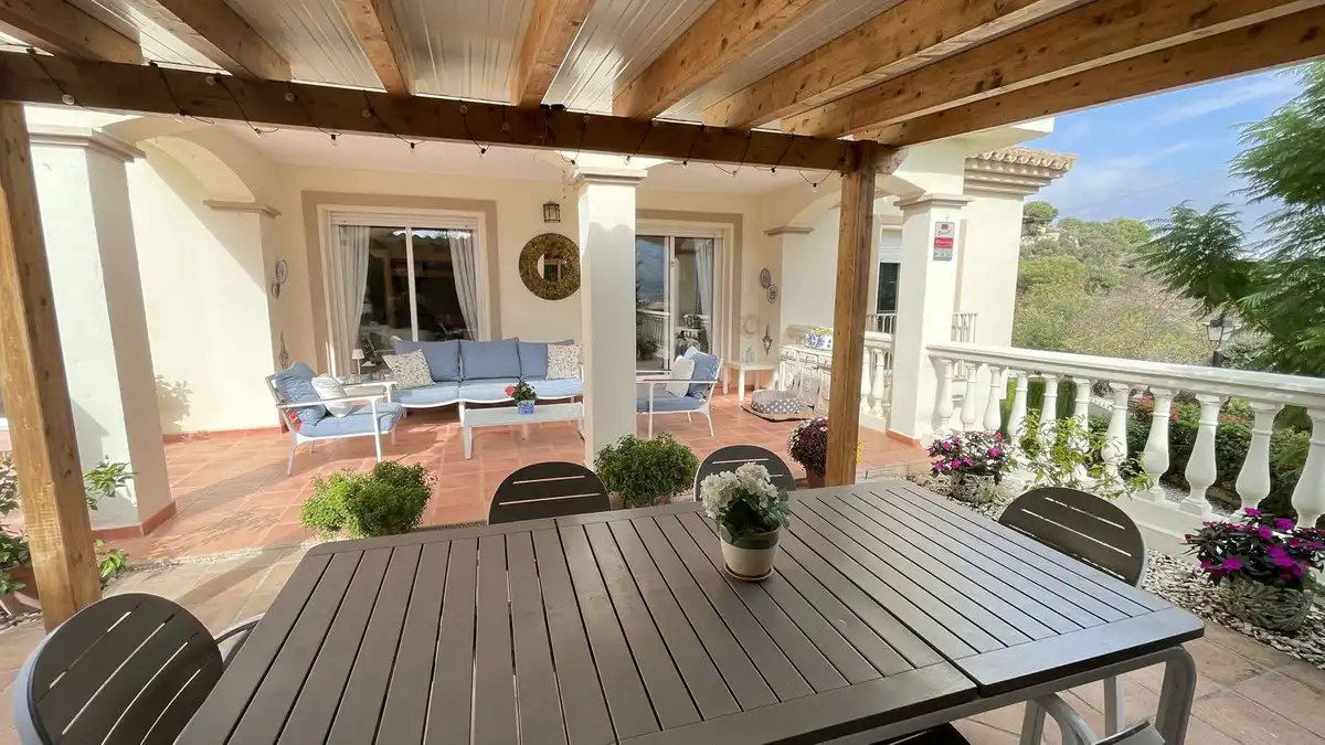 Terrace of Houses for sale in Coín  with Air Conditioner, Storage room and Furnished