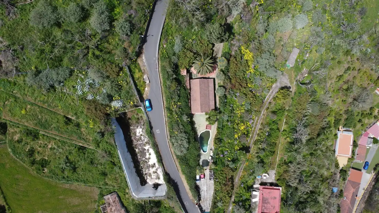 Exterior view of Houses for sale in Vega de San Mateo