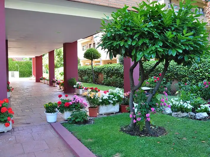 Garten von Wohnung zum Verkauf in  Madrid Capital mit Klimaanlage und Terrasse