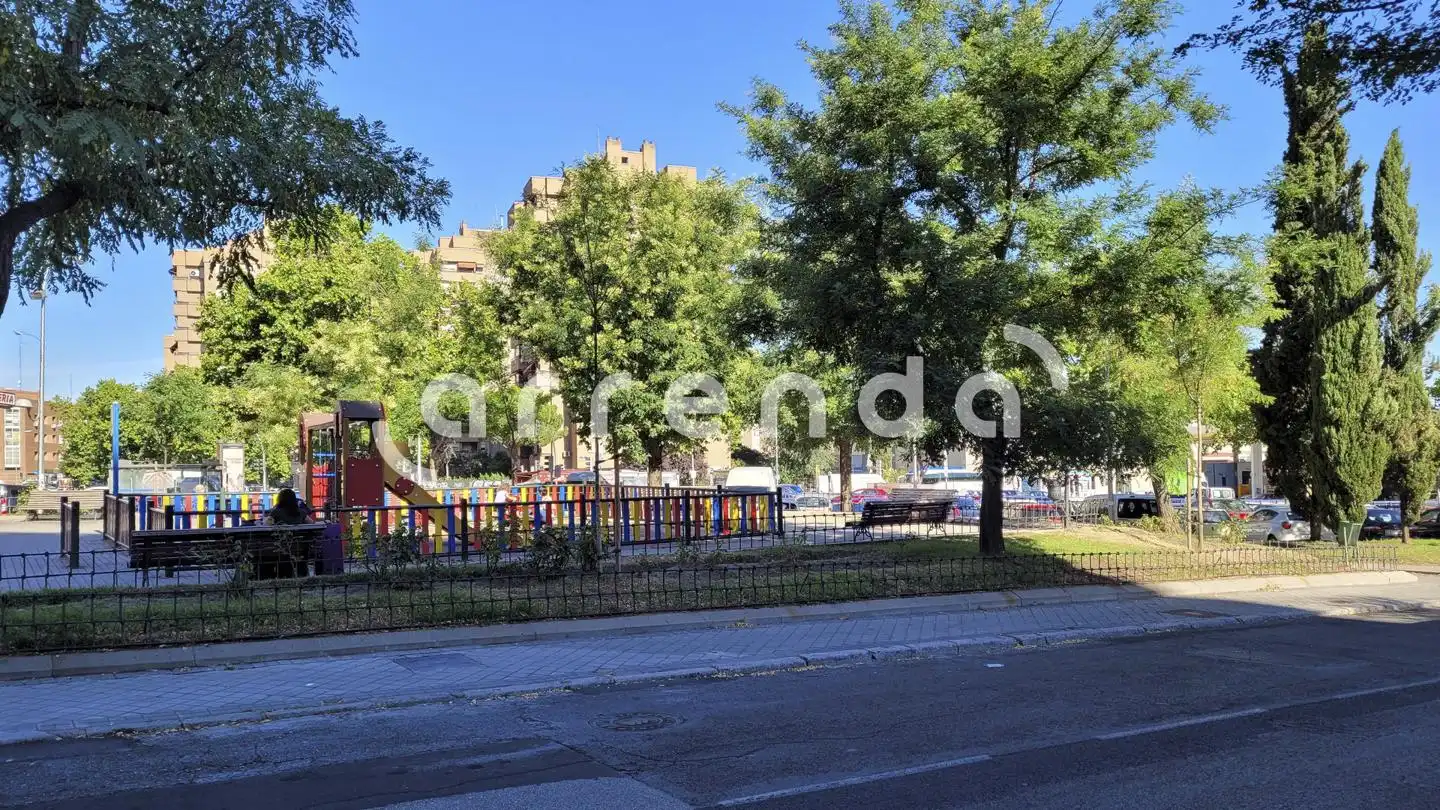 Exterior view of Flat for sale in Madrid  with Heating and Furnished