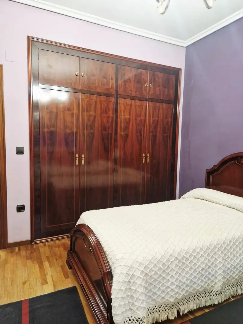 Habitación de Casa o chalet en venta en Castrillón con Calefacción, Terraza y Trastero