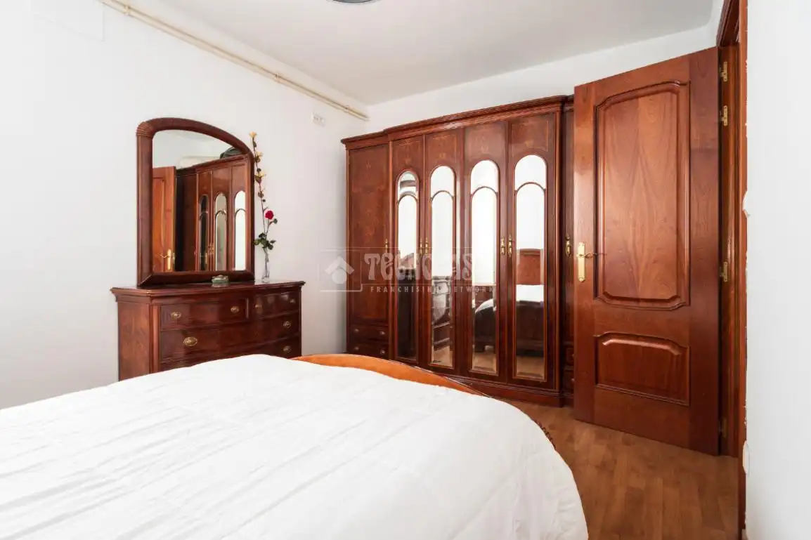 Habitación de Piso en venta en Zaragoza con Calefacción