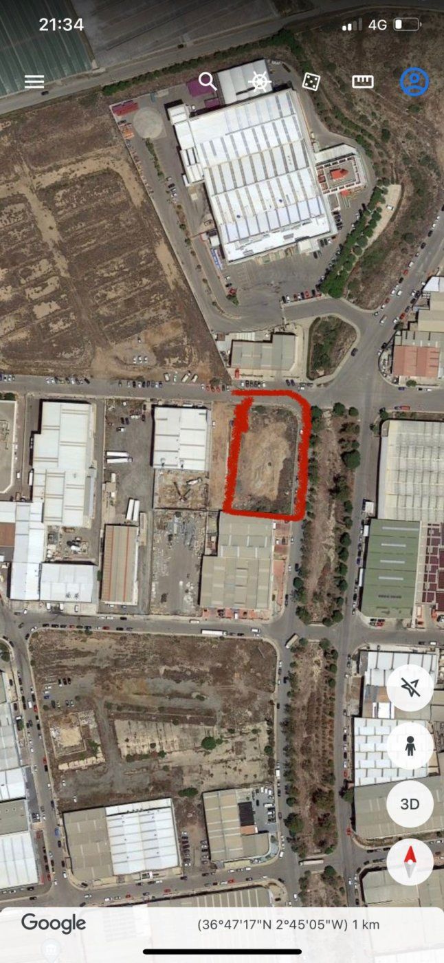 Industrial land for sale in Santa María del Águila