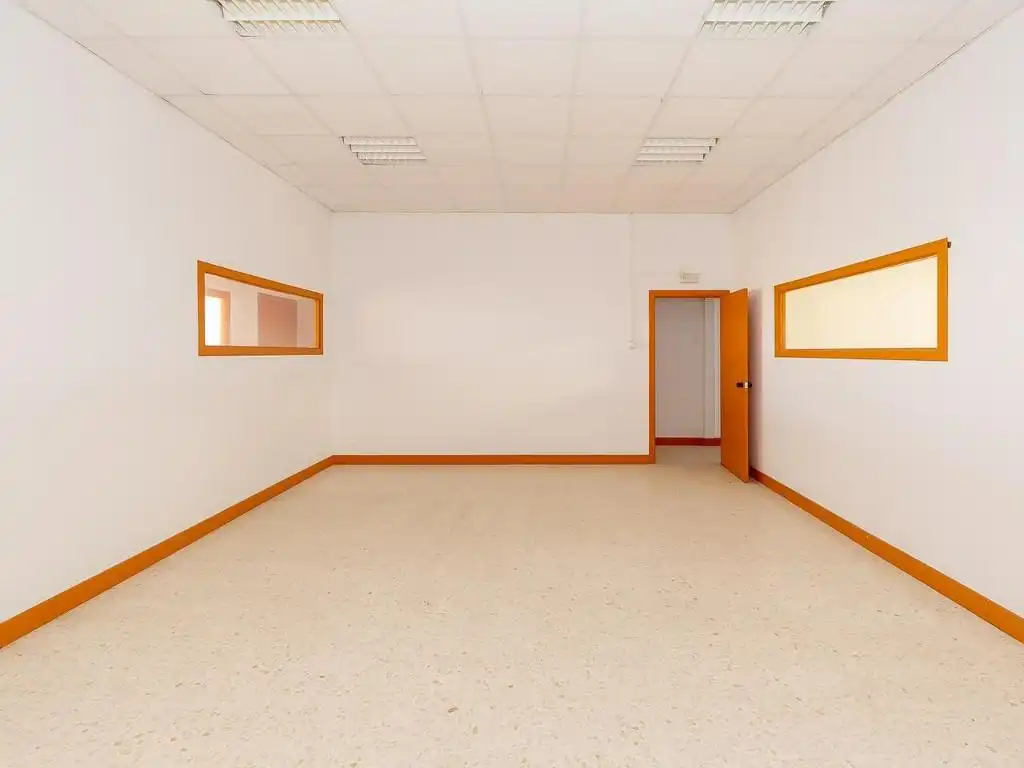 Industrial buildings for sale in Alcalá del Río