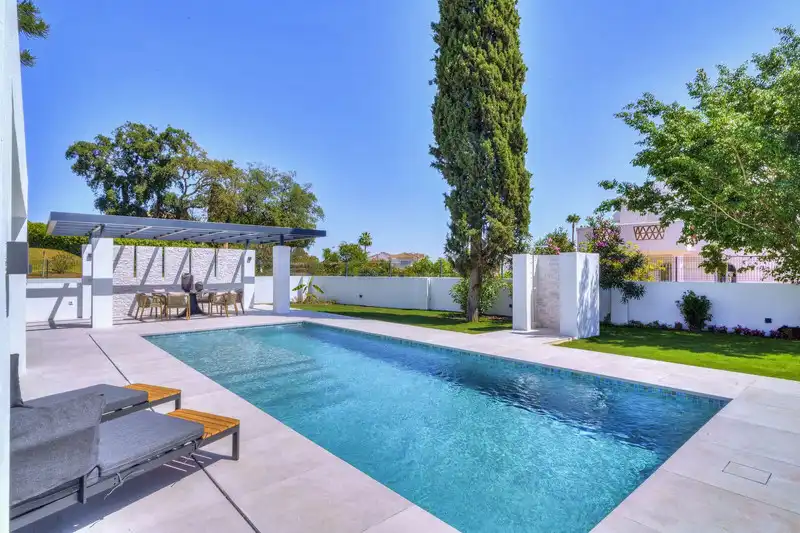Casa con terraza en venta en Elviria - Cabopino, imagen 4